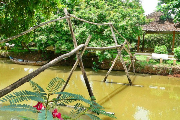 Mekong Delta – Cai Be Floating Market & Tan Phong Green Island