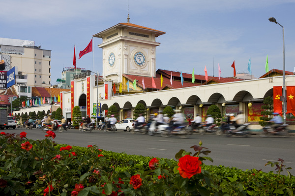 Ho Chi Minh City Food Experience: Vietnamese Cooking Class and Market Tour